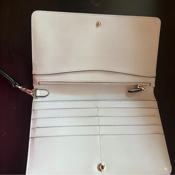 Like new Kate Spade wallet - Picture 2 of 3